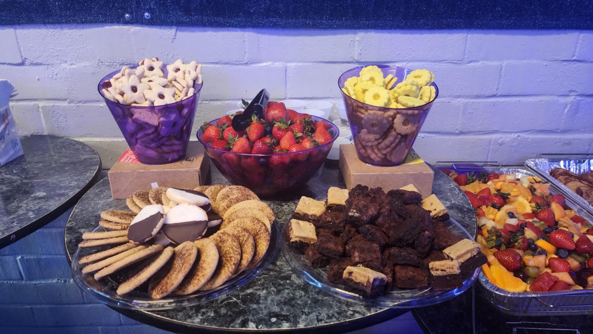 Dessert display